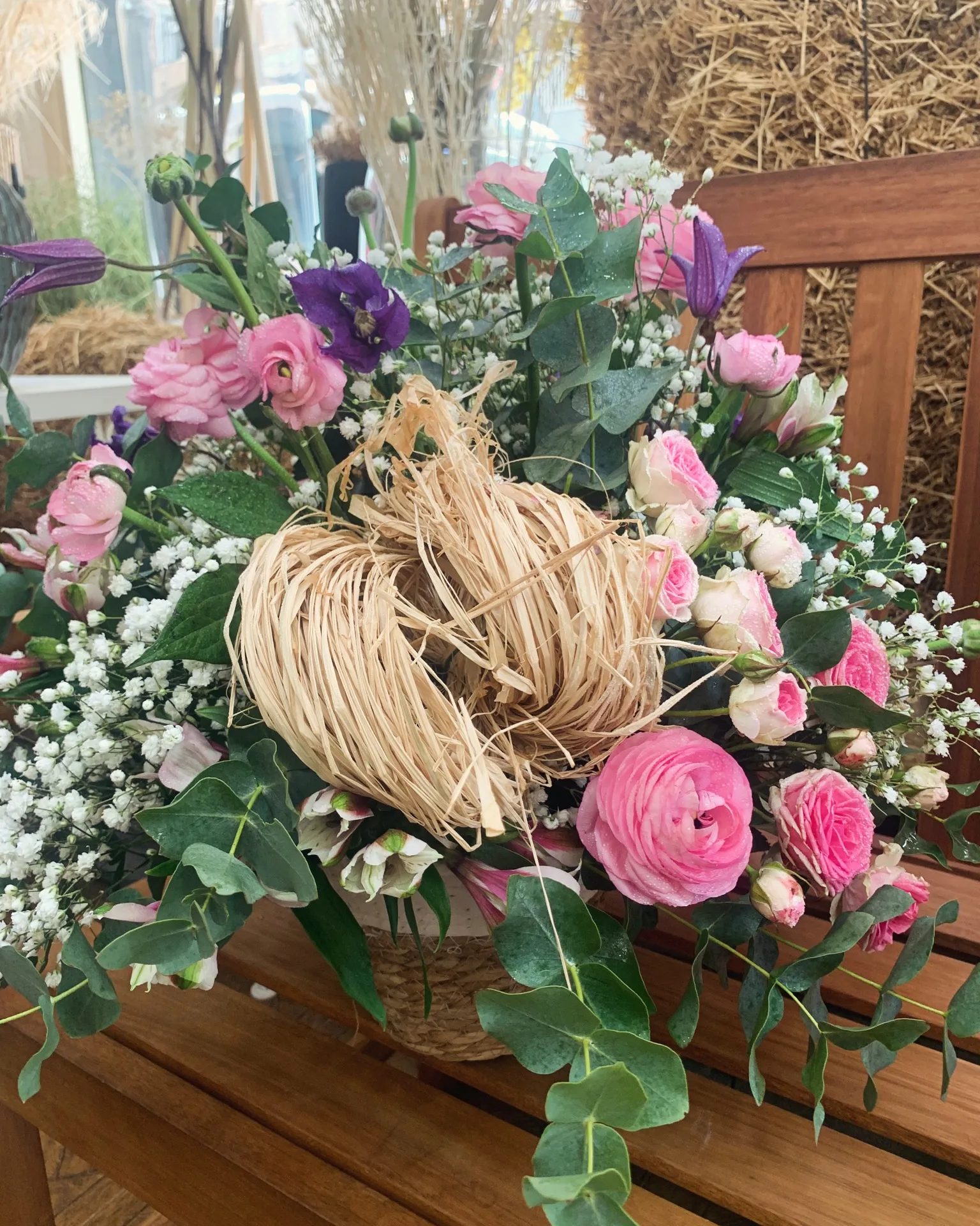 Centrepieces by Artemisa Floristas in Torrevieja — example 1