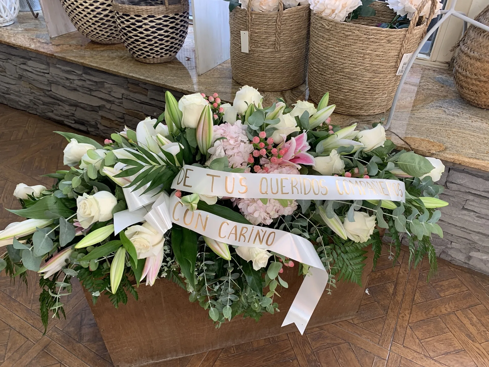 Funeral Arrangements by Artemisa Floristas in Torrevieja — example 3