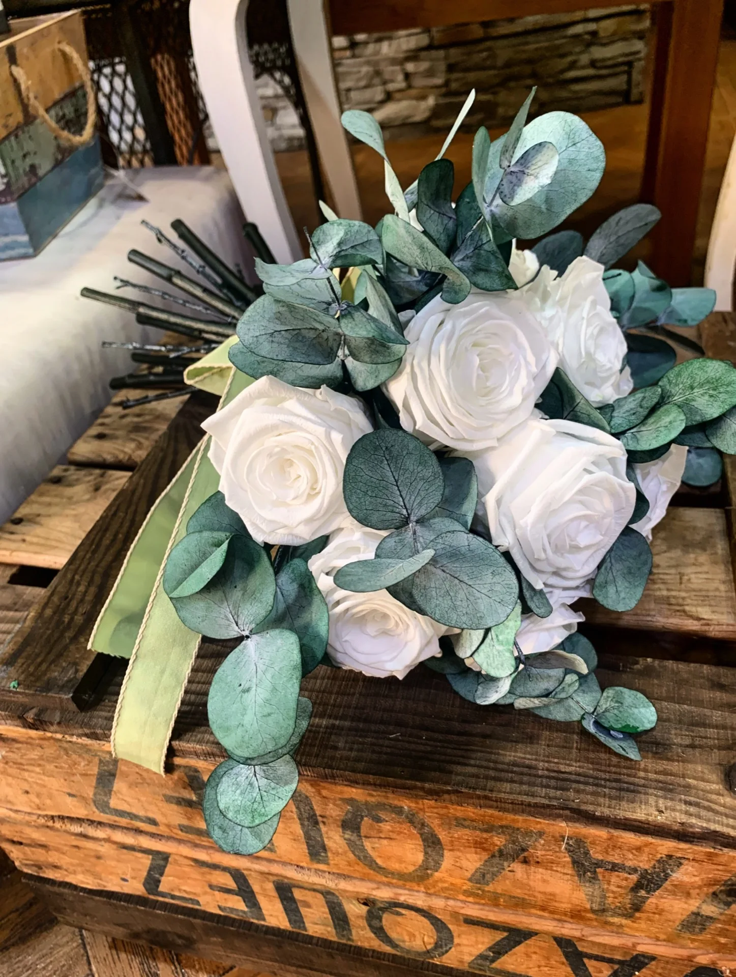 Dried & Preserved Flowers by Artemisa Floristas in Torrevieja — example 2