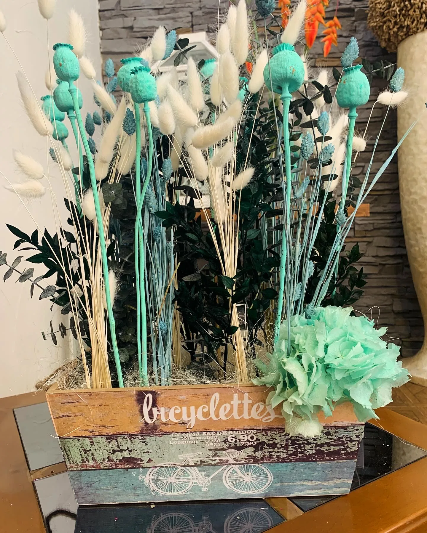Dried & Preserved Flowers by Artemisa Floristas in Torrevieja — example 5